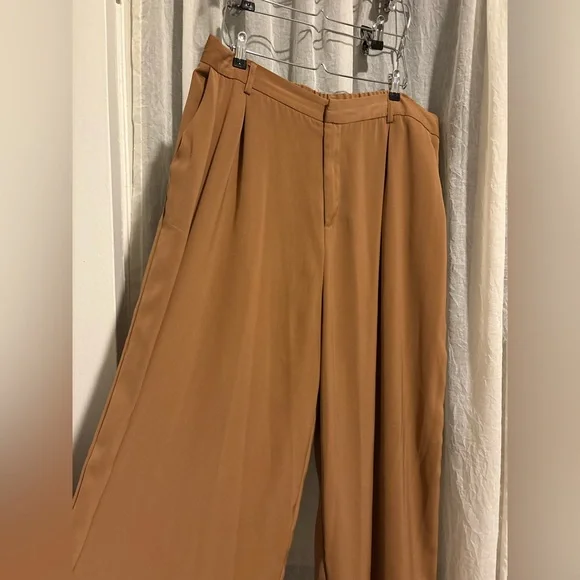 Tronjori Women's Wide Leg Tan Slacks Size 2XL - Picture 1 of 7